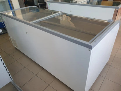 Ladă frigorifică AHT Athen 210XL-ADVS, 575L, -24°C, inverter, dezghețare automată, panou comandă digital